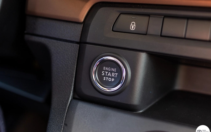 Toyota Proace Verso cena 226000 przebieg: 5, rok produkcji 2023 z Bogatynia małe 667